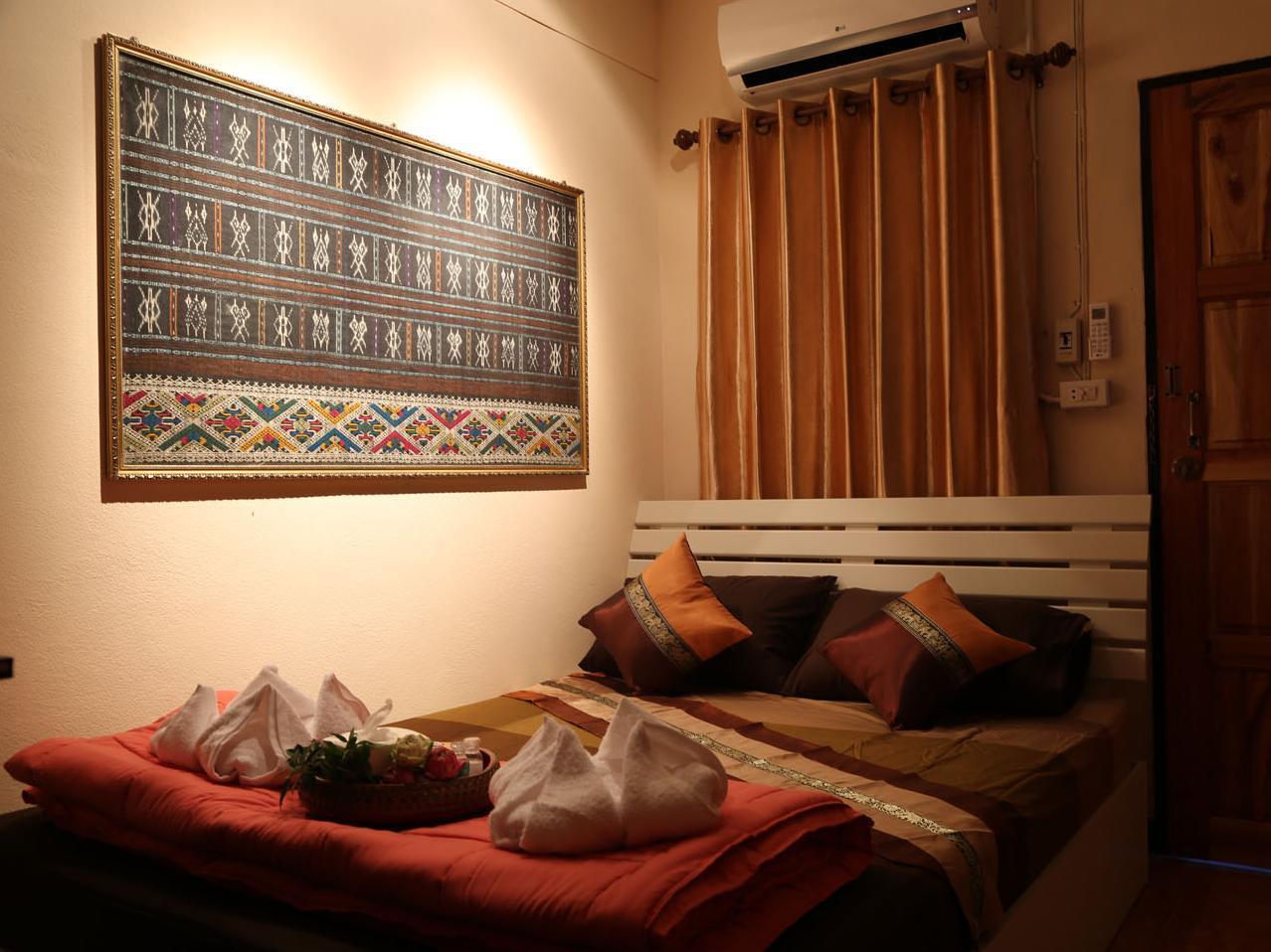 Golden Fort Guesthouse Chiang Mai Exterior foto
